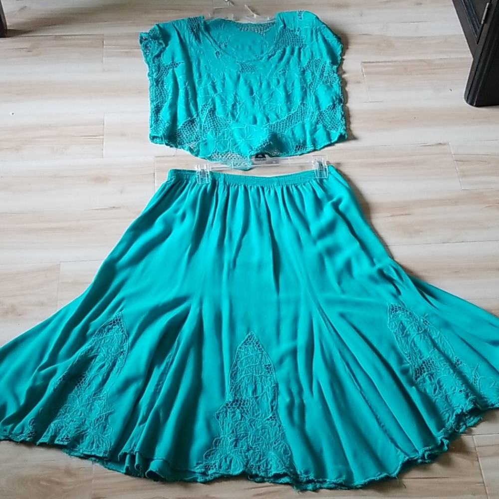 Blouse and matching skirt